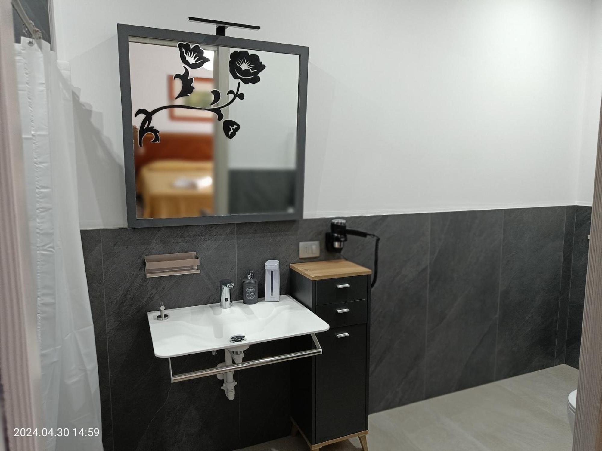 Villa Mariana Bed And Breakfast Saluzzo Bagian luar foto
