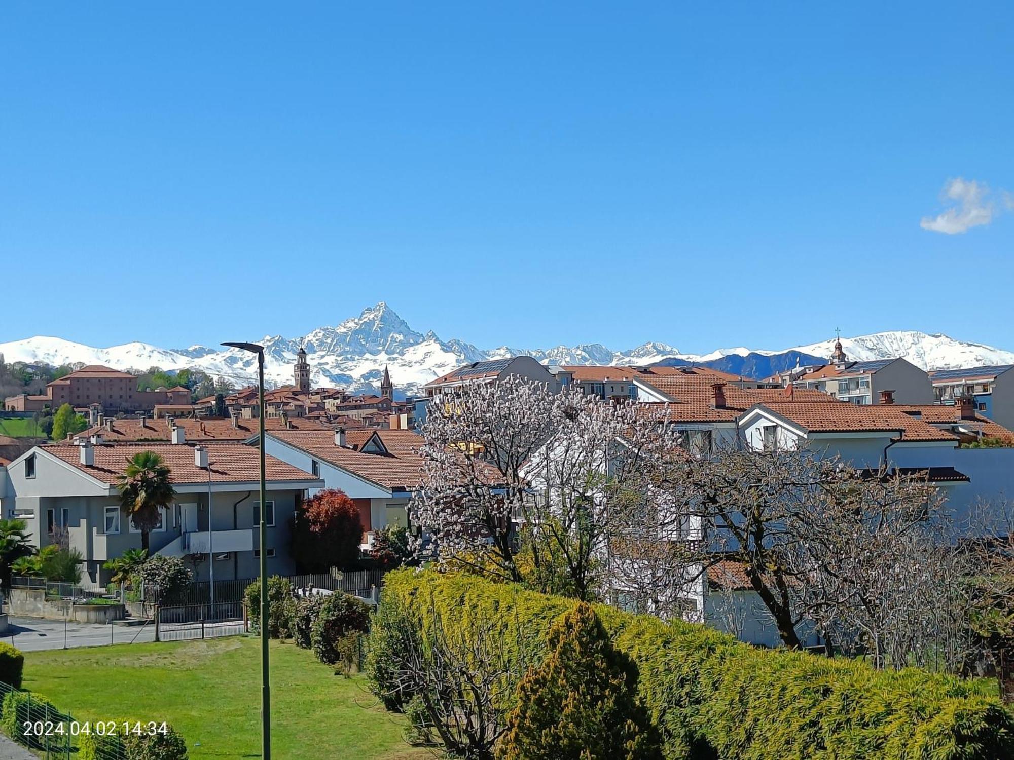 Villa Mariana Bed And Breakfast Saluzzo Bagian luar foto